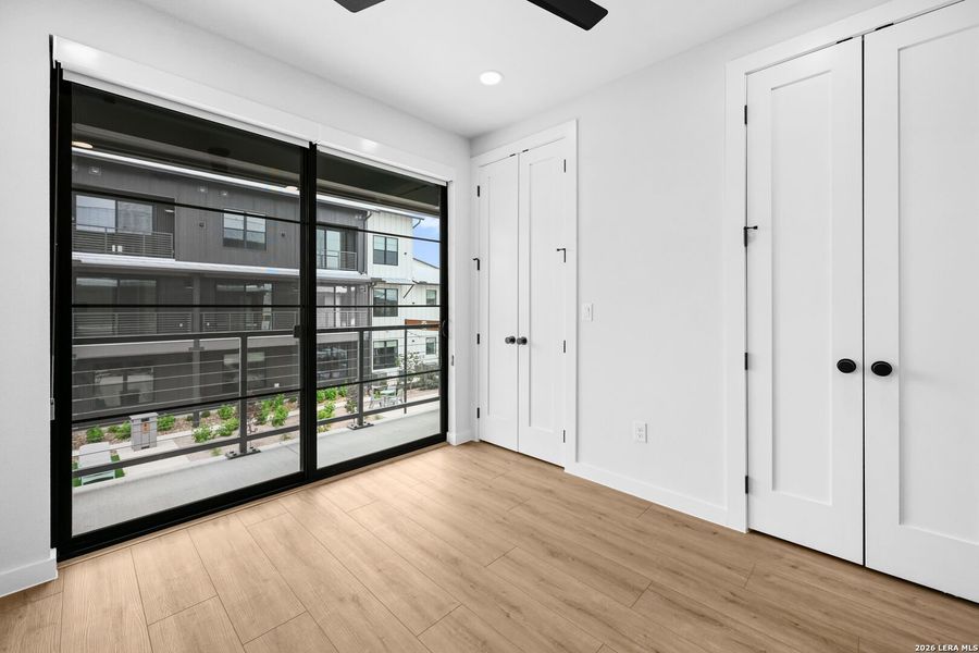 Spacious, unfurnished interior of a new home in , New Braunfels (Image 24).