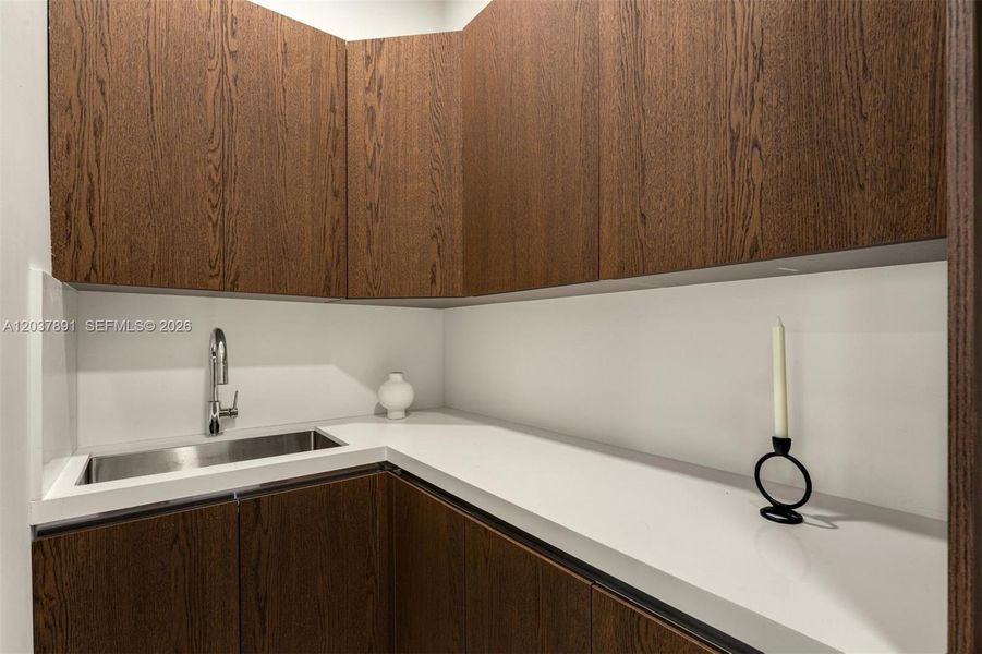 Located off Kitchen Located off Kitchen
