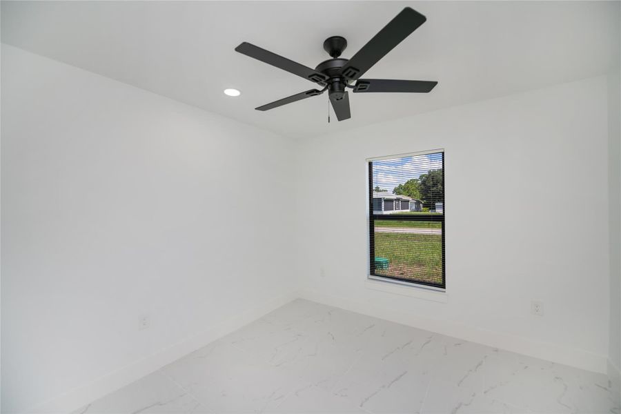 Spacious, unfurnished interior of a new home in , Lehigh Acres (Image 12).