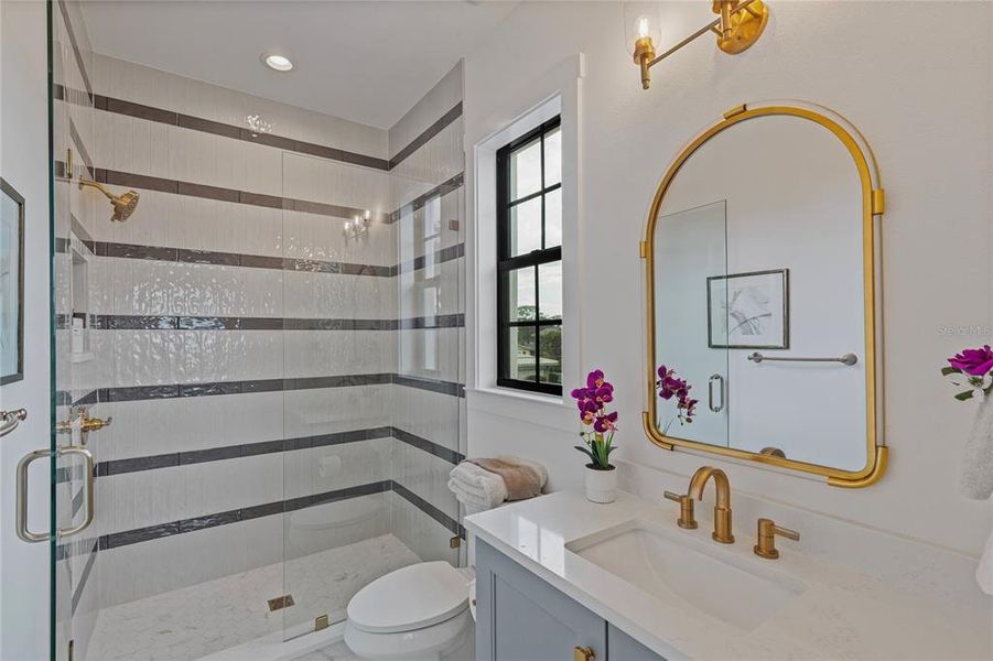 Furnished interior view inside a new home in , St. Petersburg (Image 14).