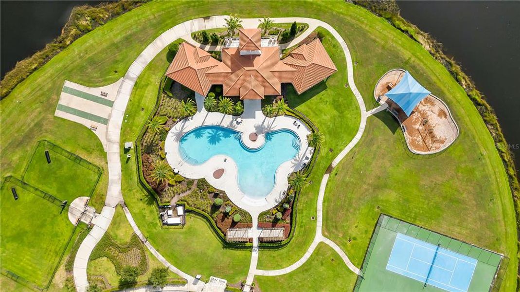 Community amenities in Sereno, Wimauma (Image 30).