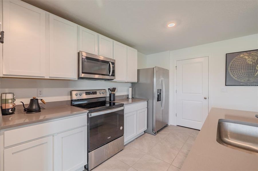 Furnished interior view inside a new home in Brookside, Ruskin (Image 25). Furnished interior view inside a new home in Brookside, Ruskin (Image 25).