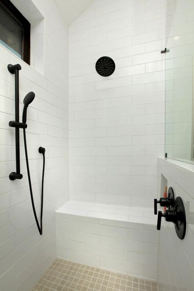 The Audrey Primary Bath