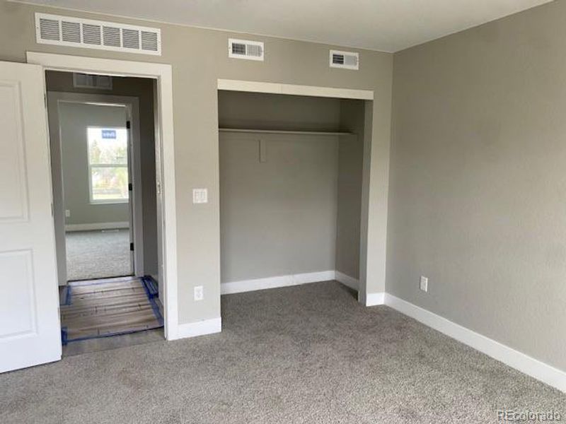 Spacious, unfurnished interior of a new home in , Wheat Ridge (Image 6).