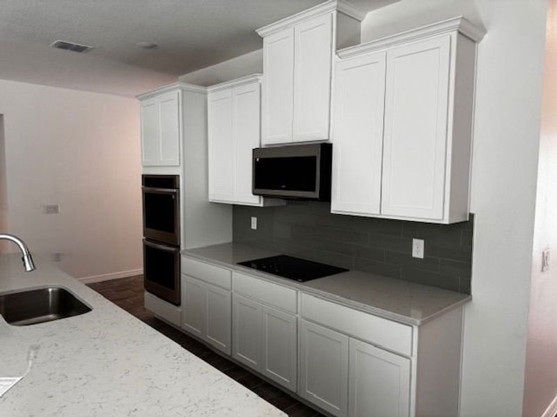 Furnished interior view inside a new home in Sorrento & Mount Dora, Mount Plymouth (Image 4). Furnished interior view inside a new home in Sorrento & Mount Dora, Mount Plymouth (Image 4).