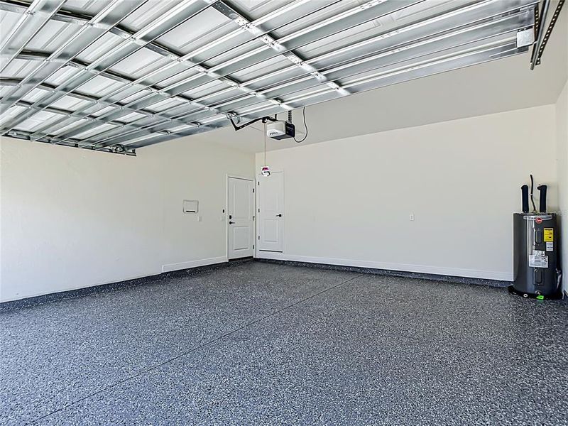 Spacious, unfurnished interior of a new home in , Lehigh Acres (Image 58).