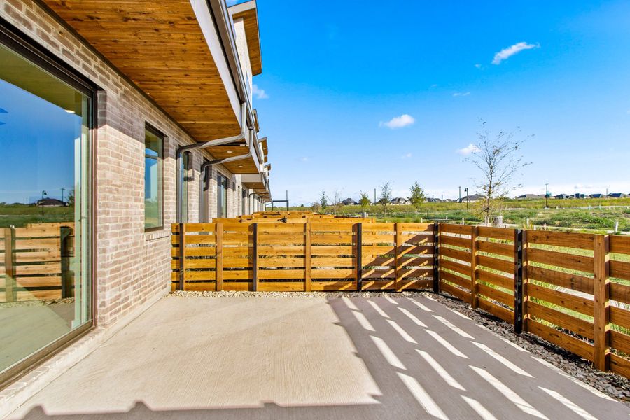 Exterior details and patio area of a home in Ten Mile Creek, Celina (Image 23).