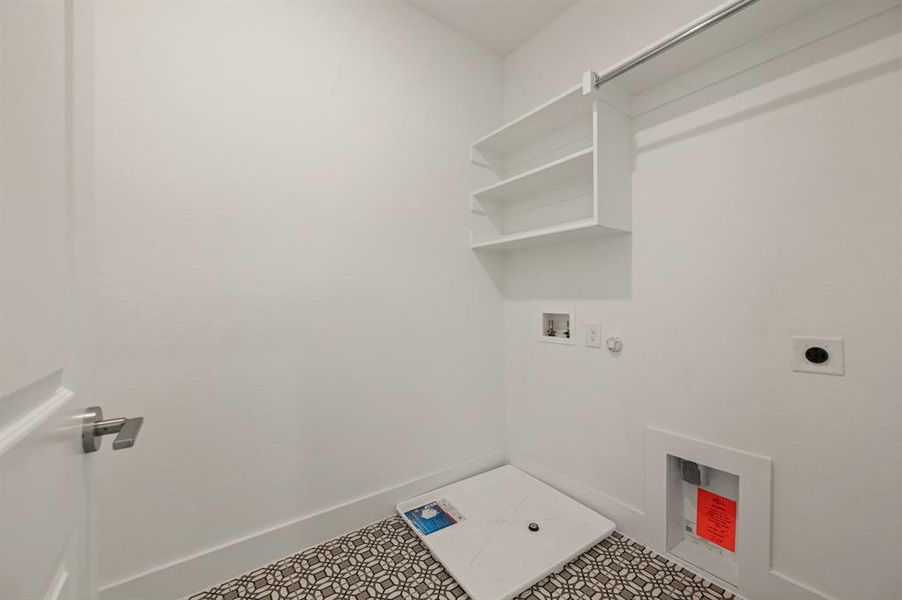 2544 Campden Mews-023