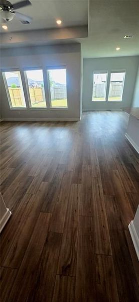 Spacious, unfurnished interior of a new home in Sunterra, Katy (Image 18).