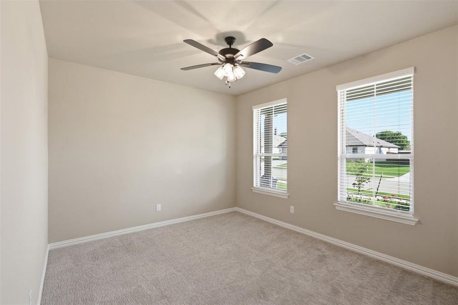 Spacious, unfurnished interior of a new home in , Saginaw (Image 15).