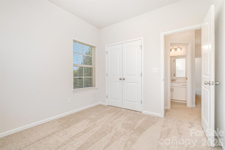 Spacious, unfurnished interior of a new home in , Mint Hill (Image 23).