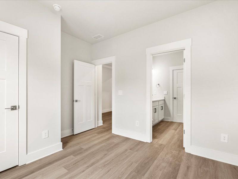 Spacious, unfurnished interior of a new home in Cedar Shoals - Signature Collection, Piedmont (Image 27).