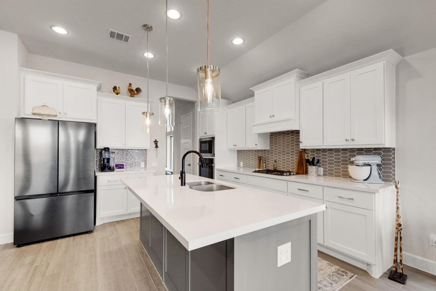 Furnished interior view inside a new home in Meridiana 55', Manvel (Image 23). Furnished interior view inside a new home in Meridiana 55', Manvel (Image 23).