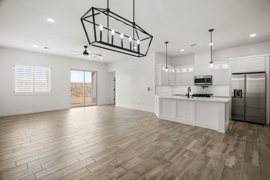 Representative furnished interior of a home built from the Sand Hills by LEH. Homes in Tierra Del Este 90, El Paso (Image 5). Representative furnished interior of a home built from the Sand Hills by LEH. Homes in Tierra Del Este 90, El Paso (Image 5).