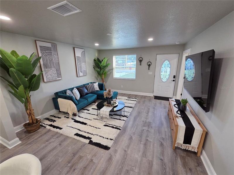 Furnished interior view inside a new home in , Plant City (Image 6).