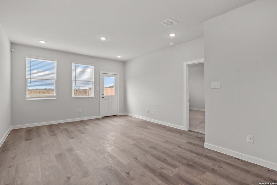 Spacious, unfurnished interior of a new home in Agave, San Antonio (Image 25). Spacious, unfurnished interior of a new home in Agave, San Antonio (Image 25).