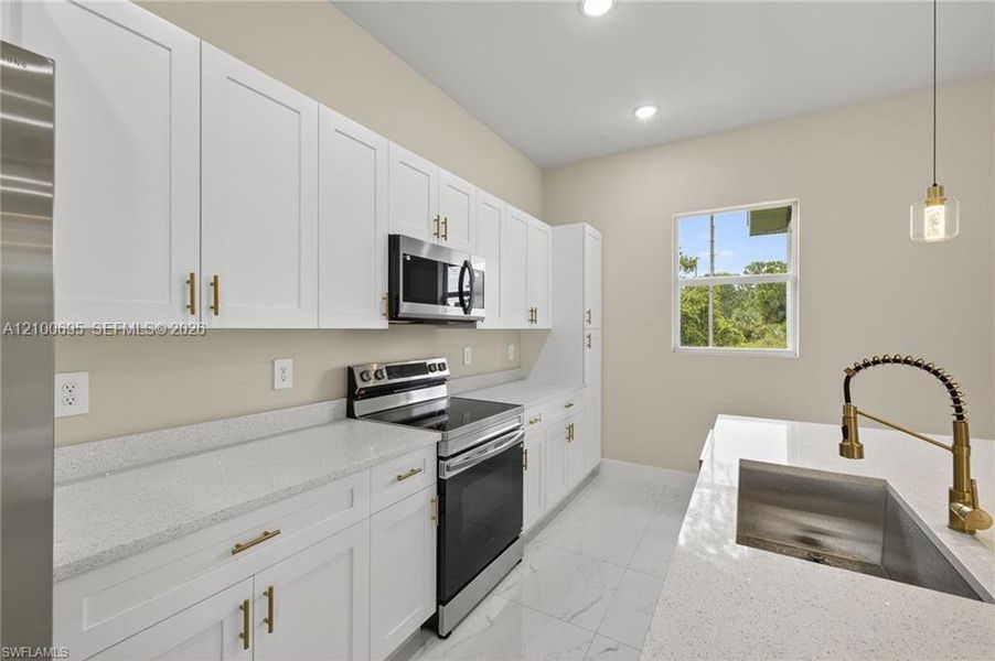 Furnished interior view inside a new home in , Lehigh Acres (Image 5).
