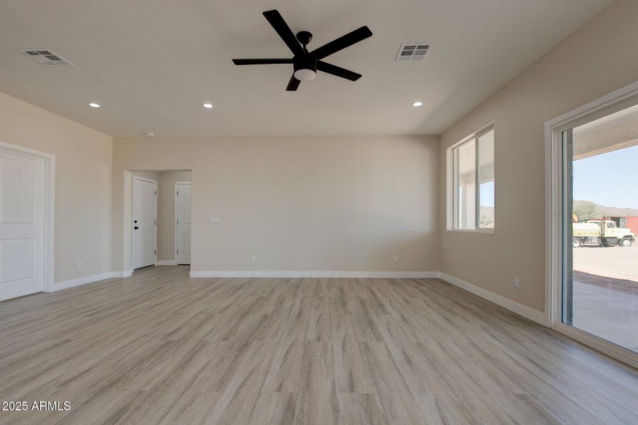 31611 N 164th Ave Surprise-10