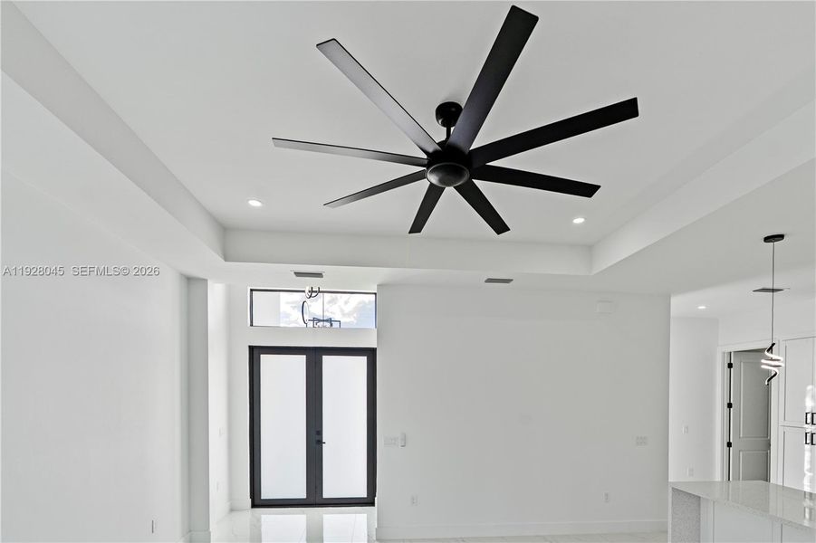 Spacious, unfurnished interior of a new home in , Lehigh Acres (Image 23).