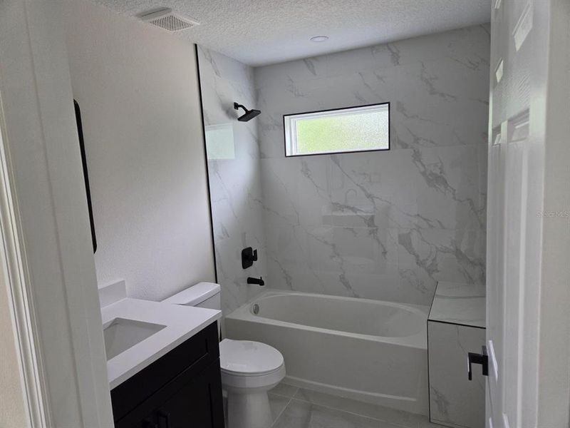Furnished interior view inside a new home in , Avon Park (Image 4).