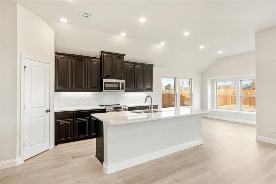 Furnished interior view inside a new home in The Retreat at North Grove 60, Waxahachie (Image 9).