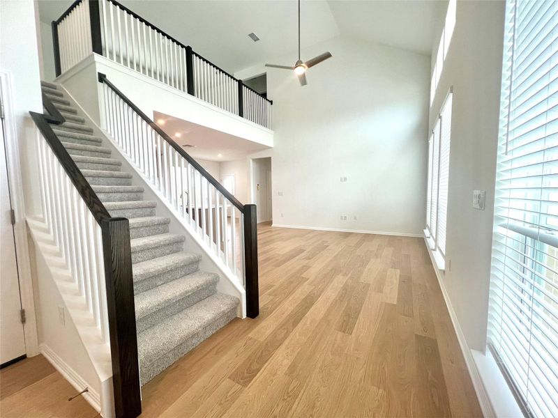 Spacious, unfurnished interior of a new home in Porter Country, Buda (Image 13).