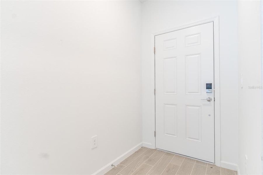 Spacious, unfurnished interior of a new home in Pioneer Ranch, Ocala (Image 42). Spacious, unfurnished interior of a new home in Pioneer Ranch, Ocala (Image 42).