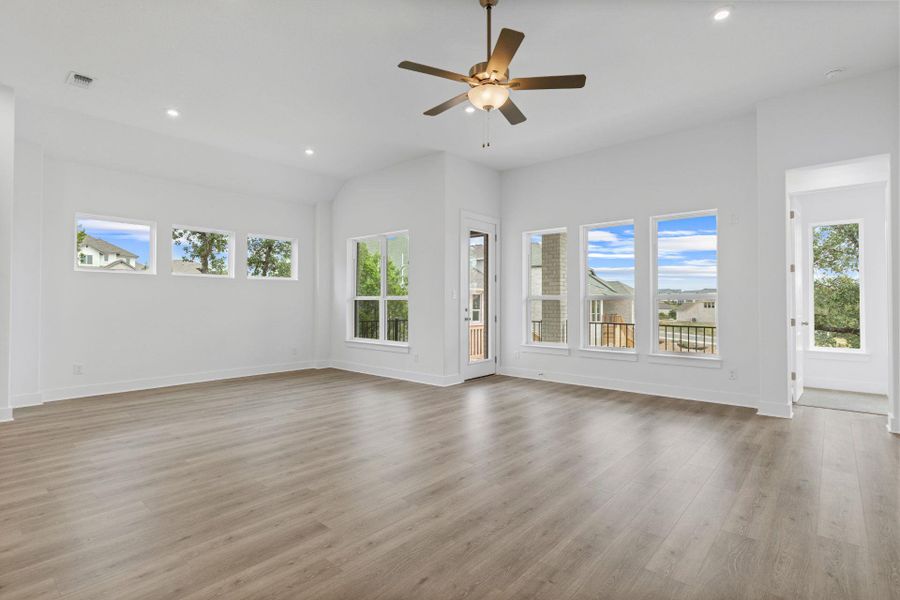 Light & Bright Open family Room