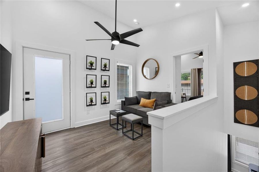 Furnished interior view inside a new home in , Union City (Image 13).