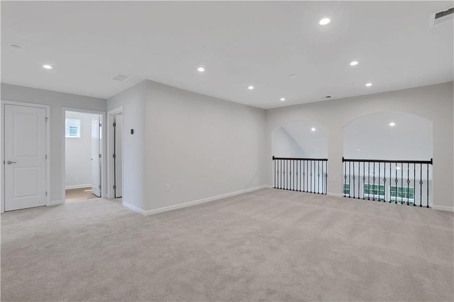 Spacious, unfurnished interior of a new home in Newberry 55+, McDonough (Image 12).