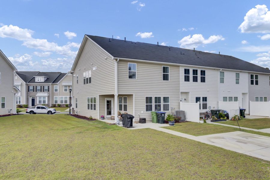 Exterior details and patio area of a home in , Summerville (Image 23).