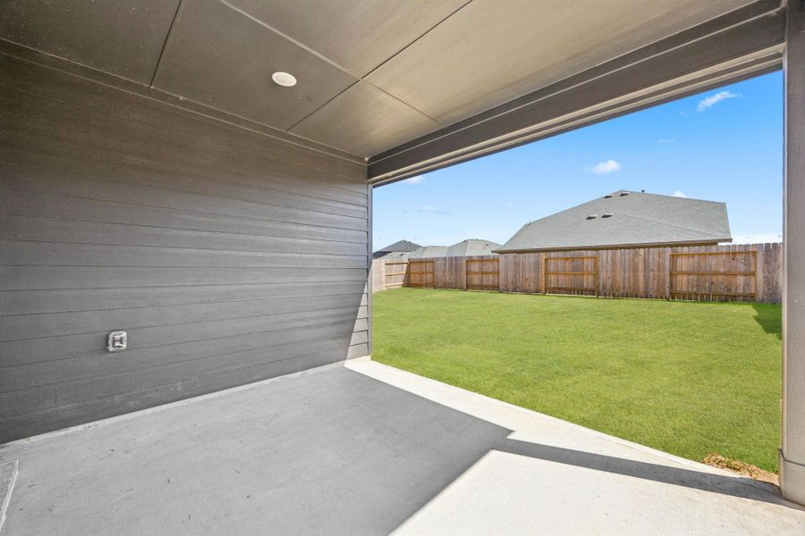 Exterior details and patio area of a home in Saint Tropez, Huffman (Image 22). Exterior details and patio area of a home in Saint Tropez, Huffman (Image 22).