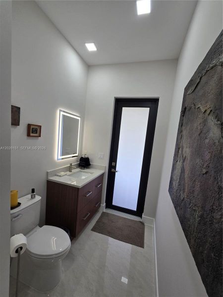 Furnished interior view inside a new home in , Loxahatchee (Image 16).