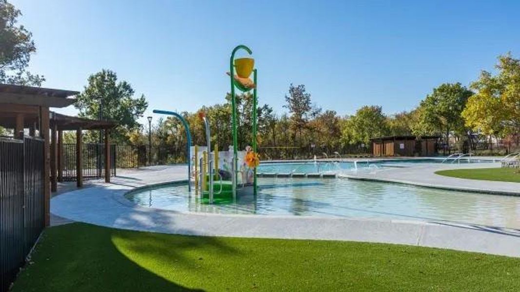 Community amenities in Mantua, Van Alstyne (Image 6).