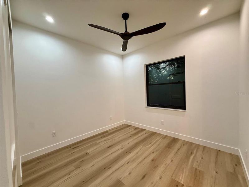 Spacious, unfurnished interior of a new home in , Punta Gorda (Image 38).