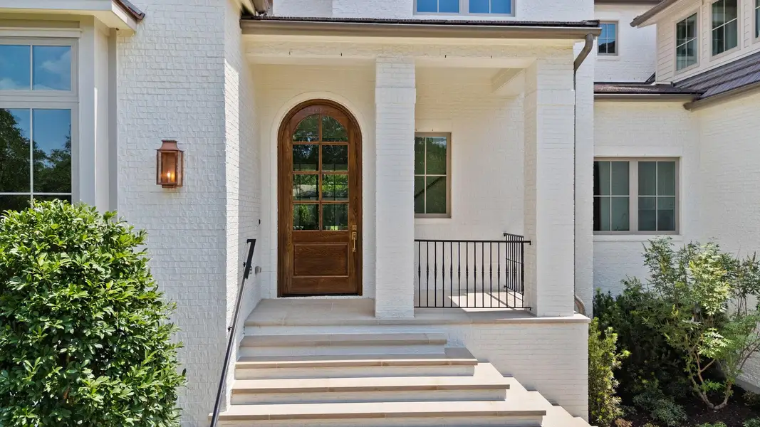 Exterior details and patio area of a home in , Austin (Image 4).