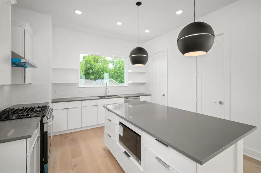 Furnished interior view inside a new home in , Houston (Image 7).