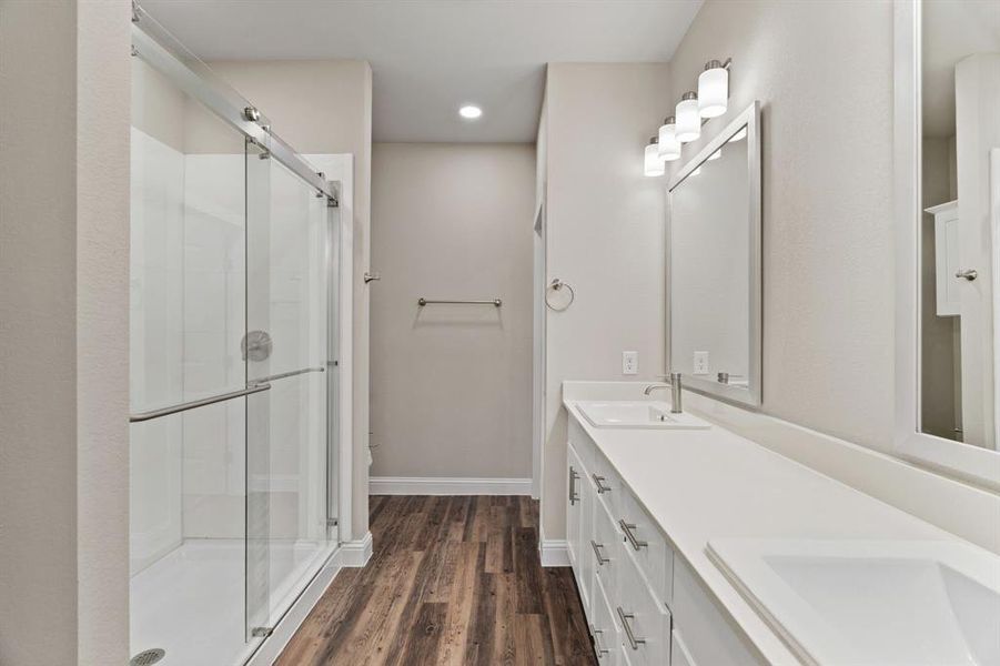 Furnished interior view inside a new home in , Weatherford (Image 8).