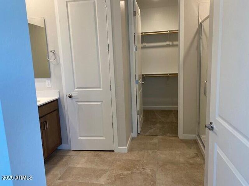 P20 Lot 94 Primary Bath_WIC