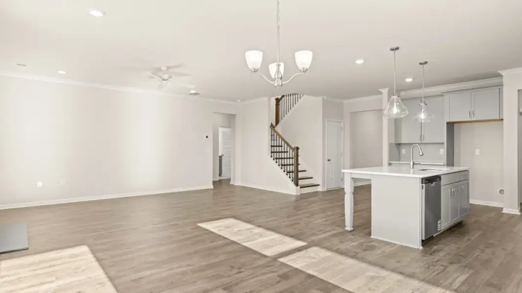 Spacious, unfurnished interior of a new home in Westland, Bogart (Image 19).