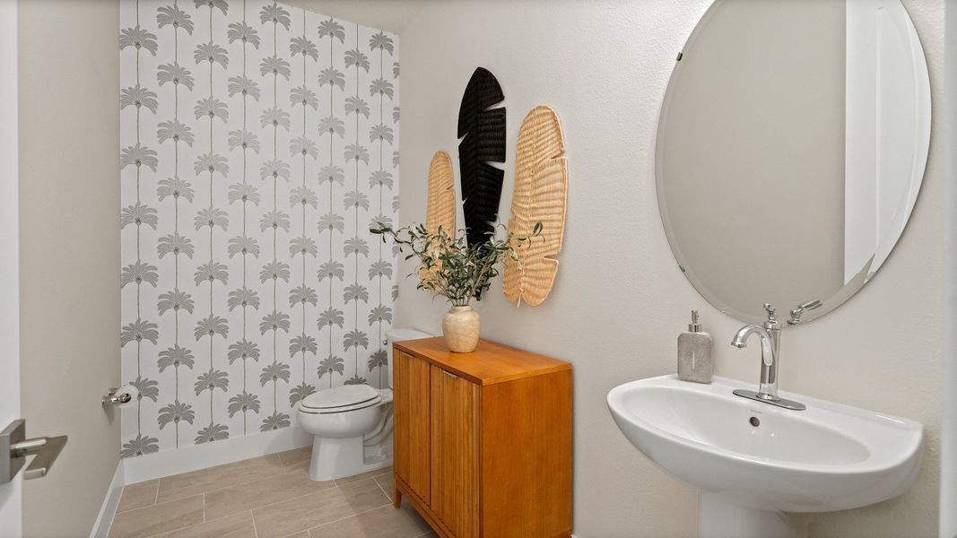 Representative furnished interior of a home built from the Sweetgum by DRB Homes in Lakeside at Satilla, St. Cloud (Image 15).