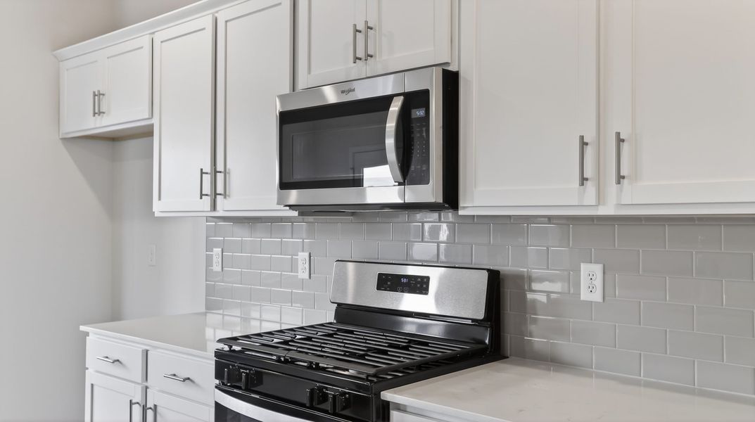 Furnished interior view inside a new home in Hunters Ridge, Woodruff (Image 8).