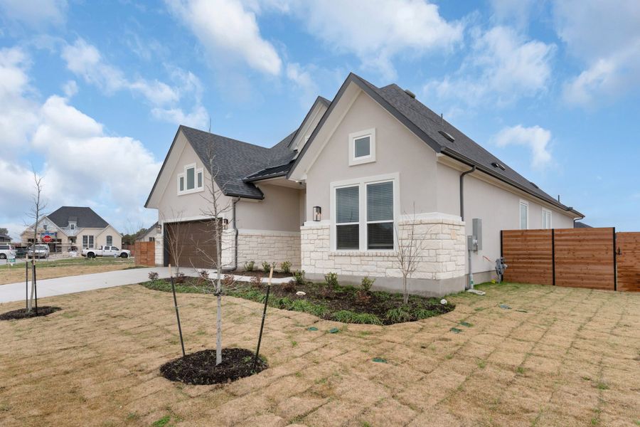 Exterior details and patio area of a home in Broken Oak, Georgetown (Image 23).