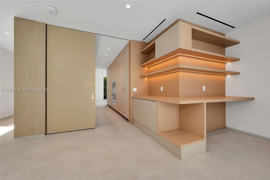 Image 58 of a home in .