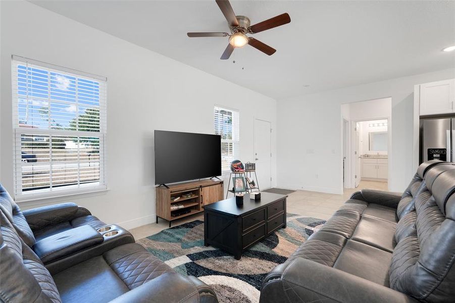 Furnished interior view inside a new home in , Ocala (Image 8).
