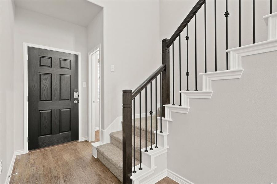 Spacious, unfurnished interior of a new home in Deer Creek, Crowley (Image 22).