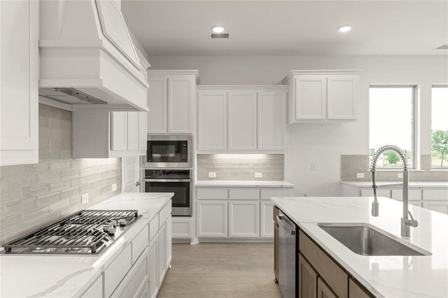Furnished interior view inside a new home in Nelson Lake, Rockwall (Image 5). Furnished interior view inside a new home in Nelson Lake, Rockwall (Image 5).