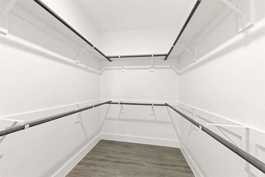 23. 2360 Bell - Closet