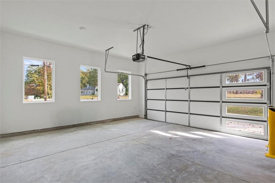 Spacious, unfurnished interior of a new home in , Atlanta (Image 21). Spacious, unfurnished interior of a new home in , Atlanta (Image 21).