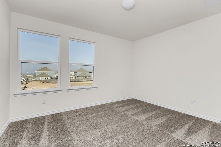 Spacious, unfurnished interior of a new home in Knox Ridge, Converse (Image 13).